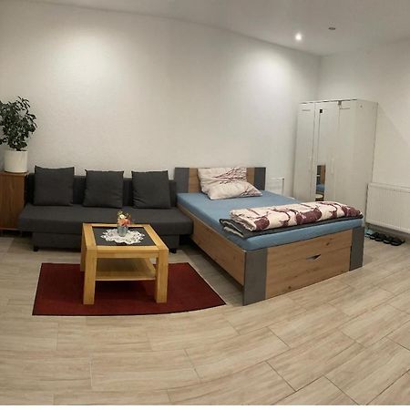 Studio Apartment Zentrum Рюссельхайм Экстерьер фото