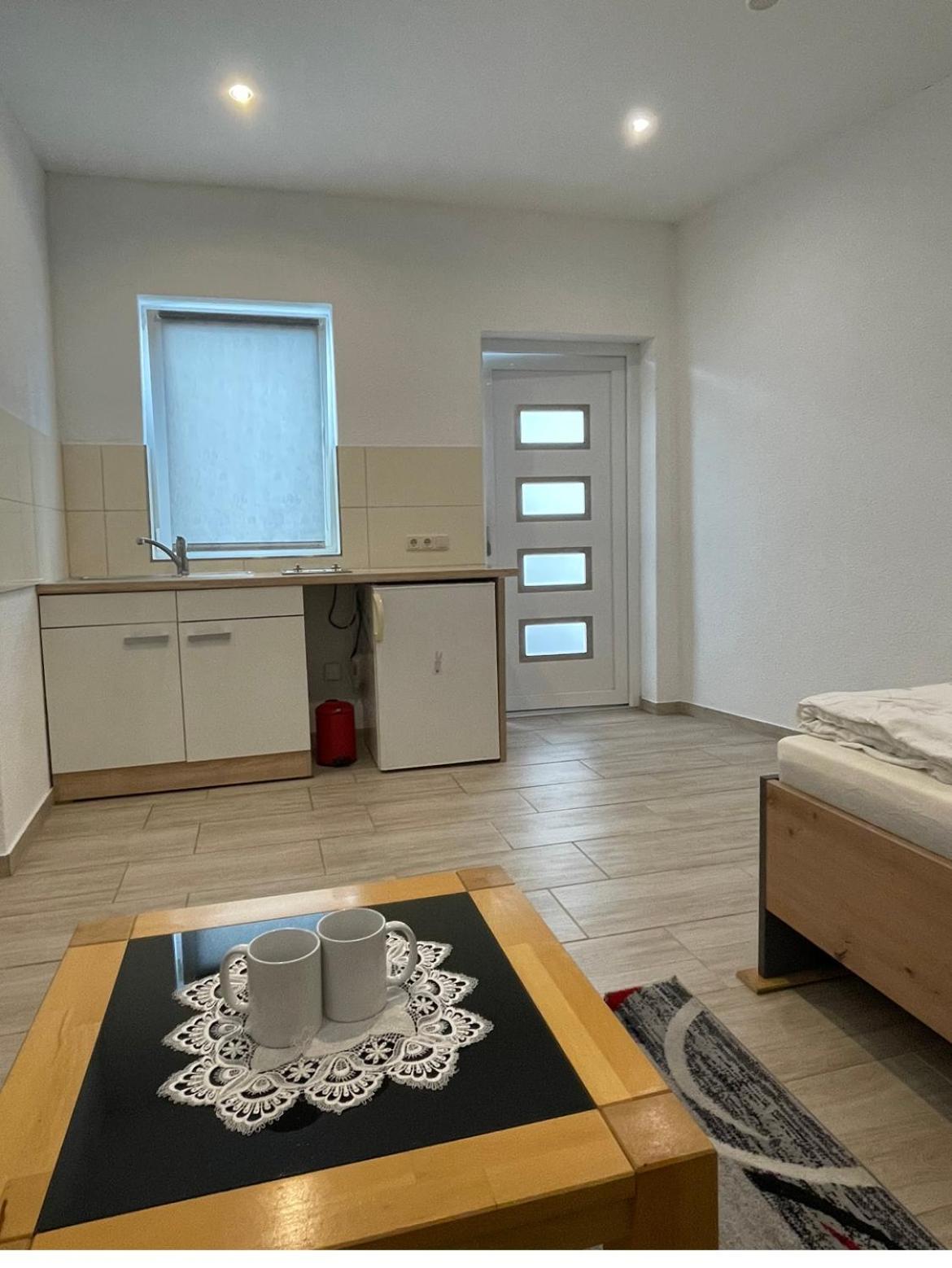 Studio Apartment Zentrum Рюссельхайм Экстерьер фото